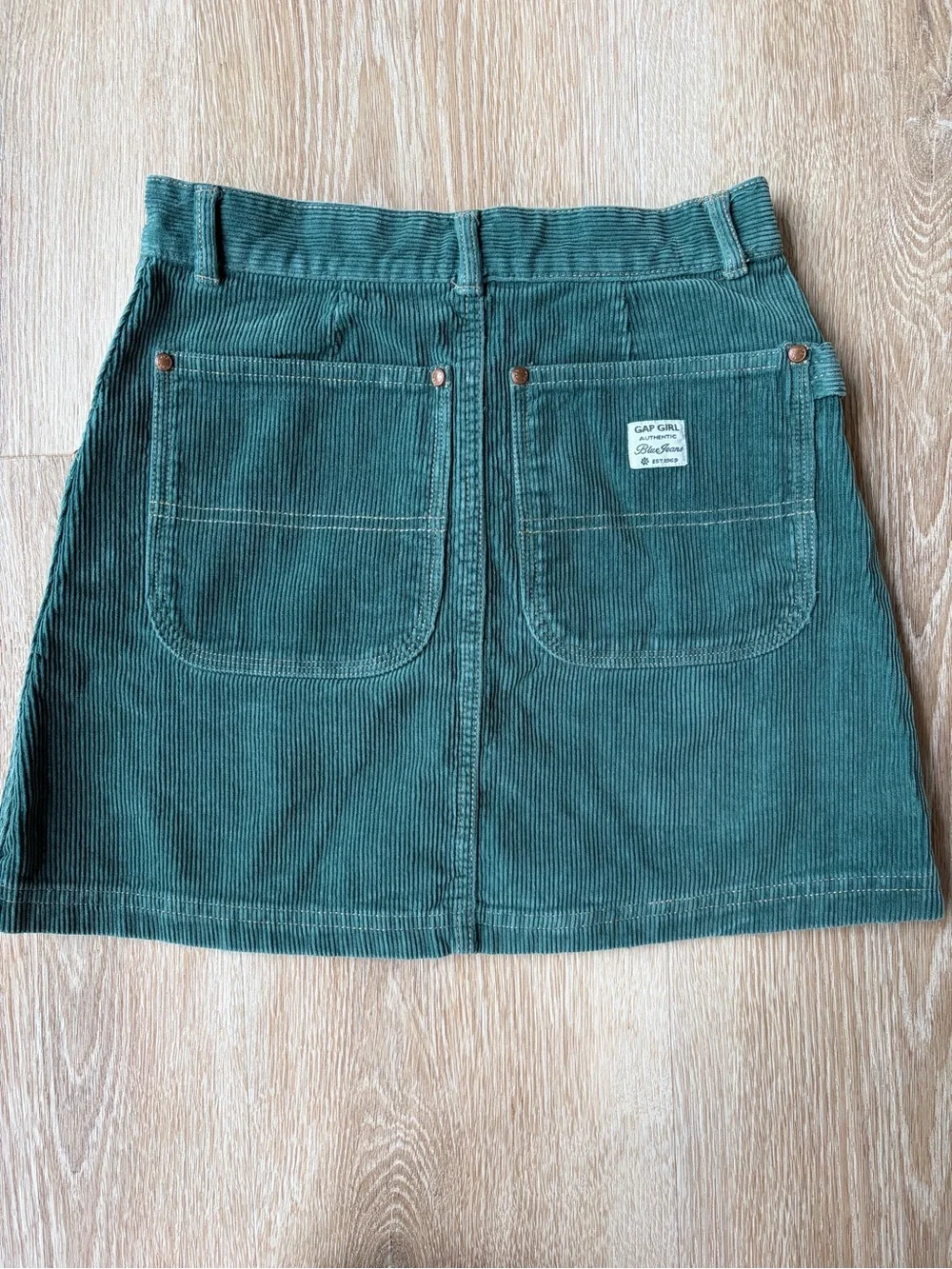 Vintage 90s/Y2K Gap Kids Forest Green Corduroy Mini Skirt - Size 10